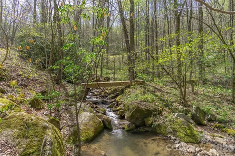 1279 Arborcrest Way Swannanoa NC 28778