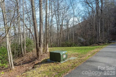 1279 Arborcrest Way Swannanoa NC 28778