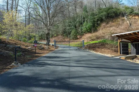 1279 Arborcrest Way Swannanoa NC 28778