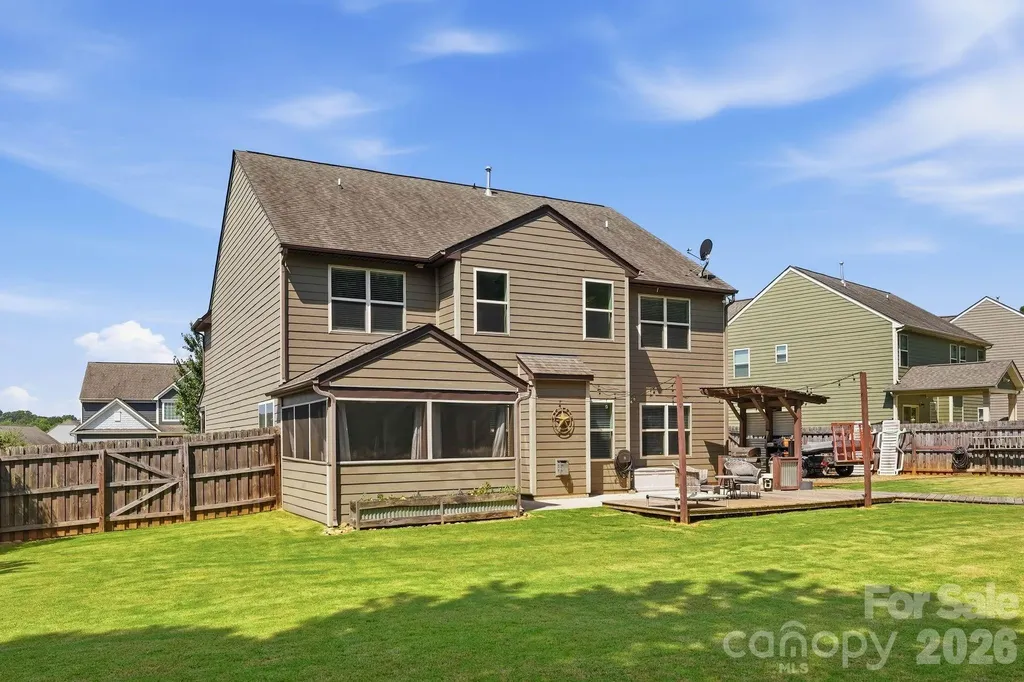5917 Mcclintock Drive Denver NC 28037