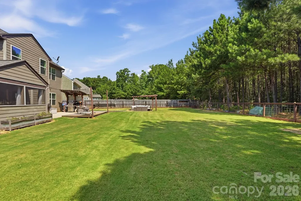 5917 Mcclintock Drive Denver NC 28037
