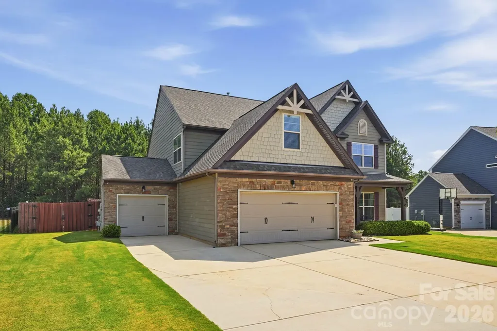 5917 Mcclintock Drive Denver NC 28037