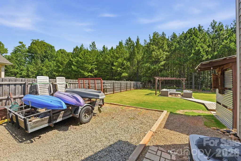 5917 Mcclintock Drive Denver NC 28037