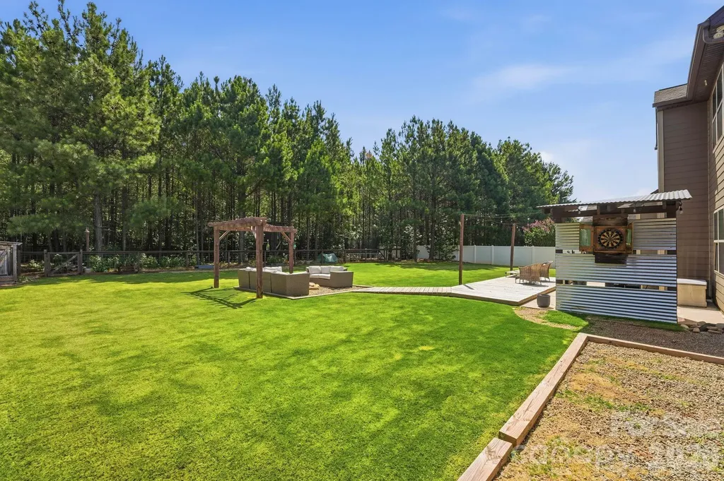 5917 Mcclintock Drive Denver NC 28037