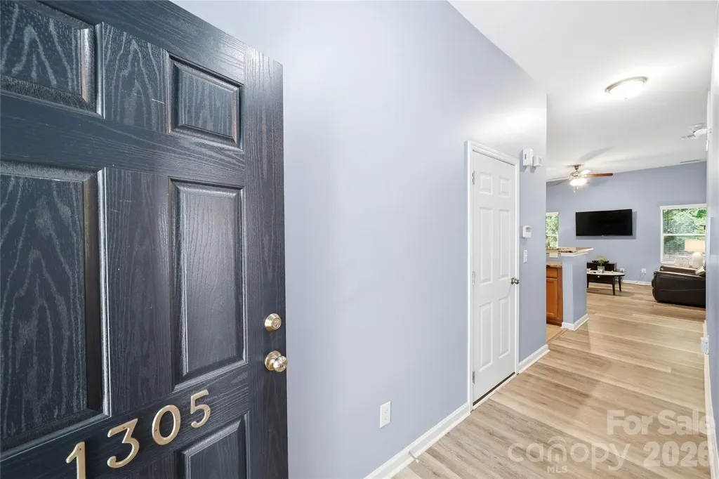 1305 Lauren Village Drive Charlotte NC 28213