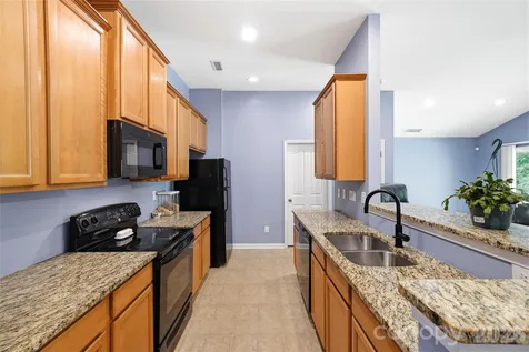 1305 Lauren Village Drive Charlotte NC 28213