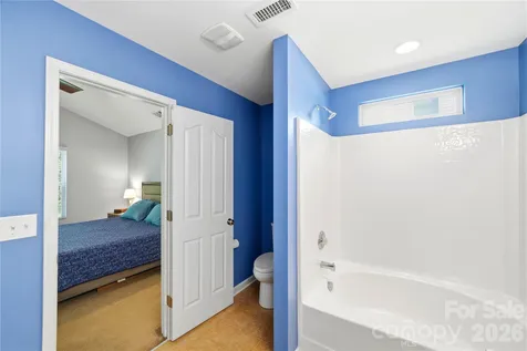 1305 Lauren Village Drive Charlotte NC 28213