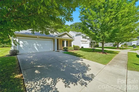 1305 Lauren Village Drive Charlotte NC 28213