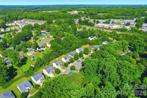 1305 Lauren Village Drive Charlotte NC 28213