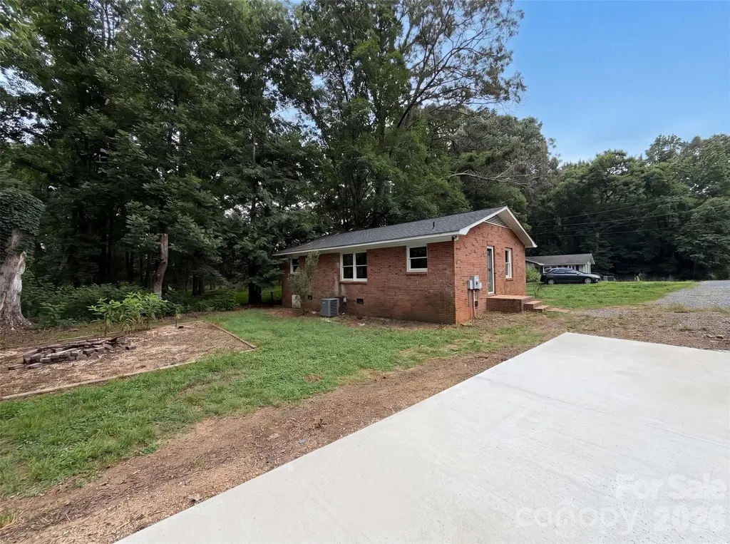 3806 Vanderburg Drive S Concord NC 28025