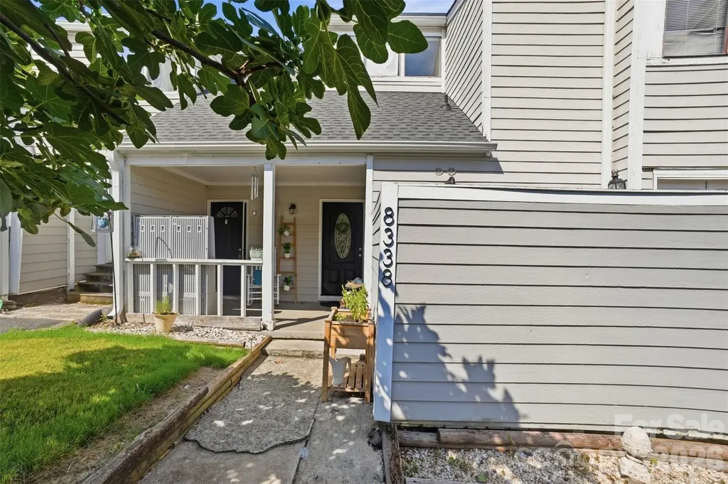 8338 Cricket Lake Drive Charlotte NC 28277