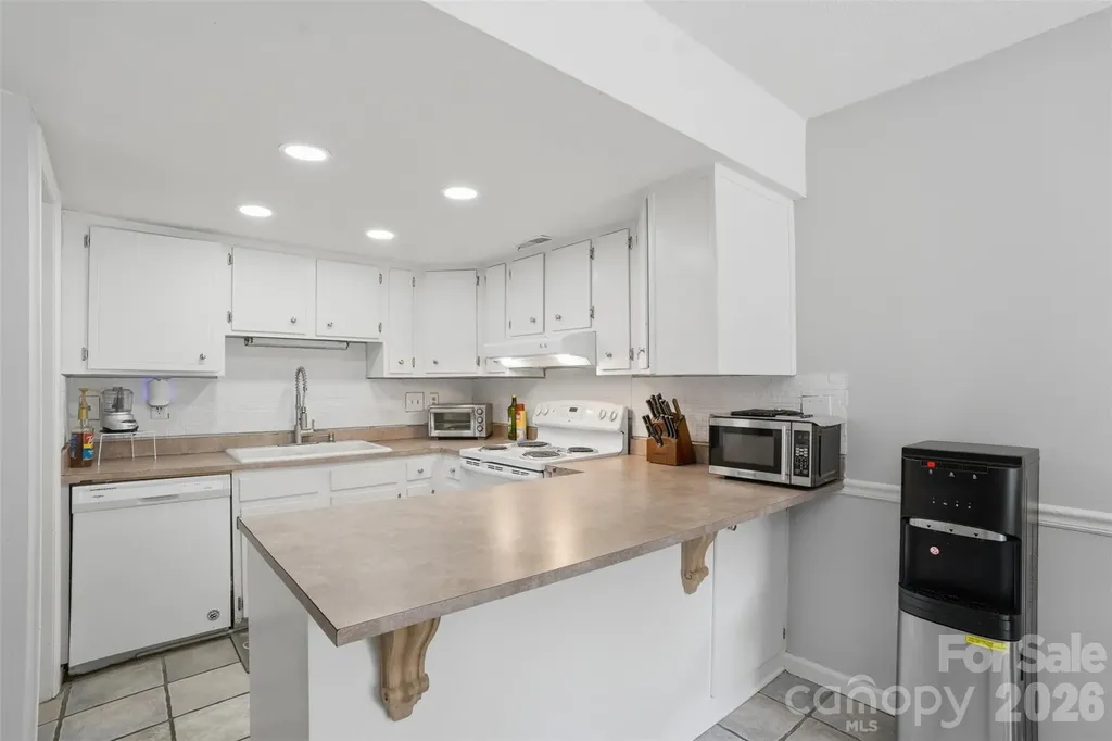 8338 Cricket Lake Drive Charlotte NC 28277