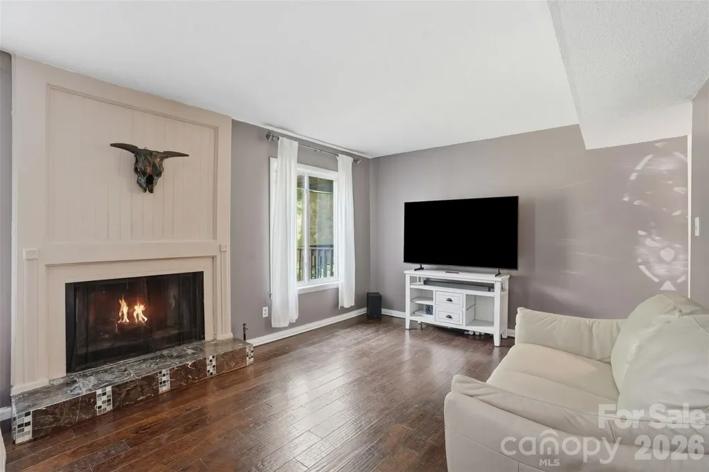 8338 Cricket Lake Drive Charlotte NC 28277
