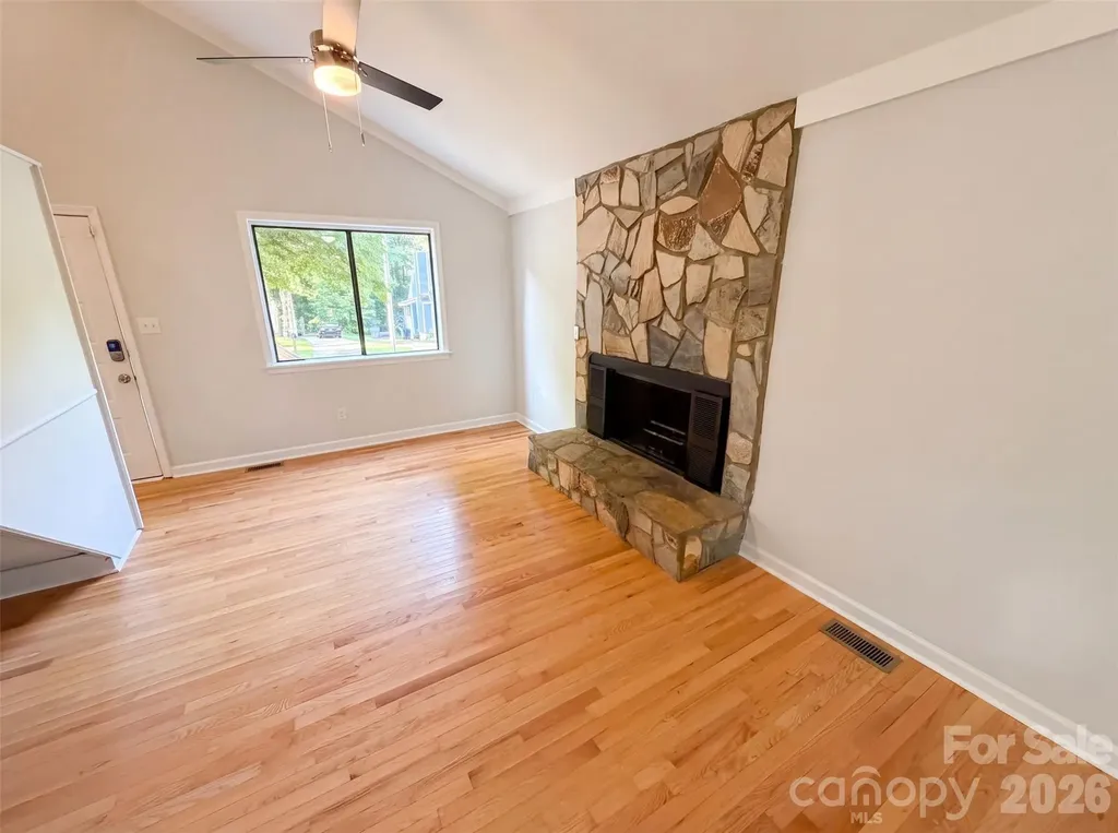 2427 Brook Canyon Drive Charlotte NC 28212