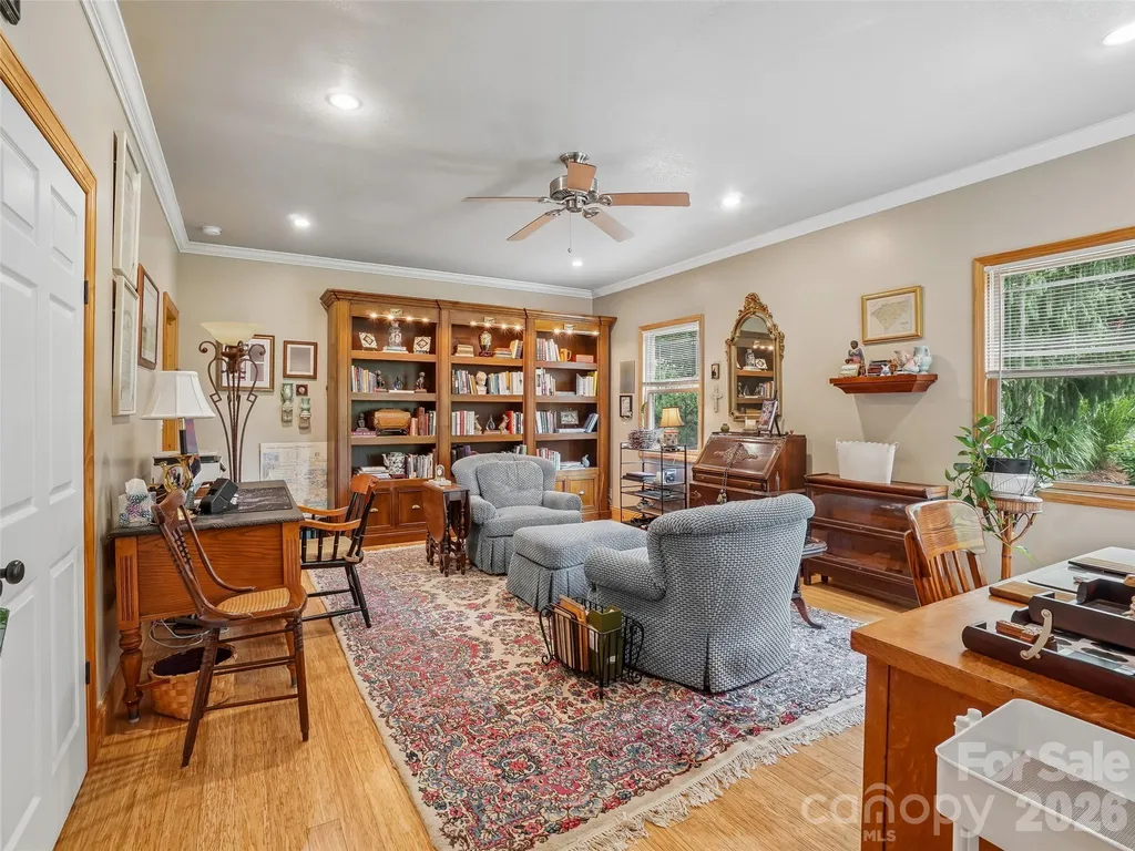 300 Pinnacle Peak Lane Flat Rock NC 28731