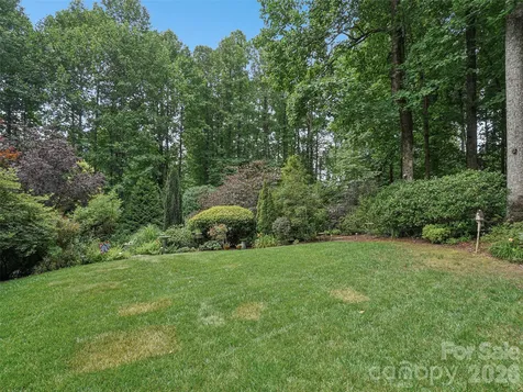 300 Pinnacle Peak Lane Flat Rock NC 28731