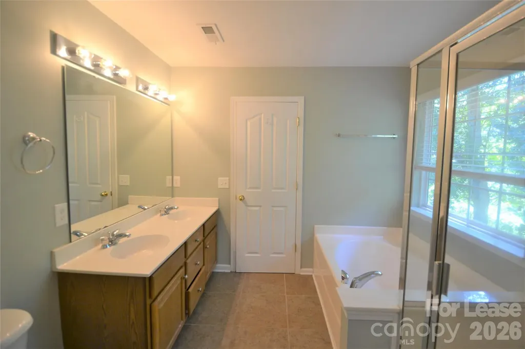 16512 Kettlewell Lane Charlotte NC 28277