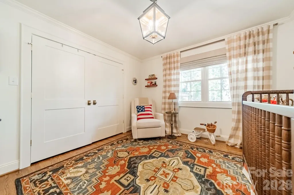 4865 Oglethorpe Place Charlotte NC 28209