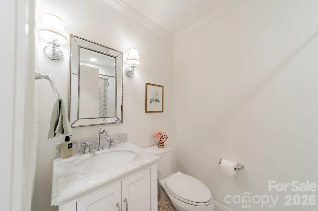 4865 Oglethorpe Place Charlotte NC 28209