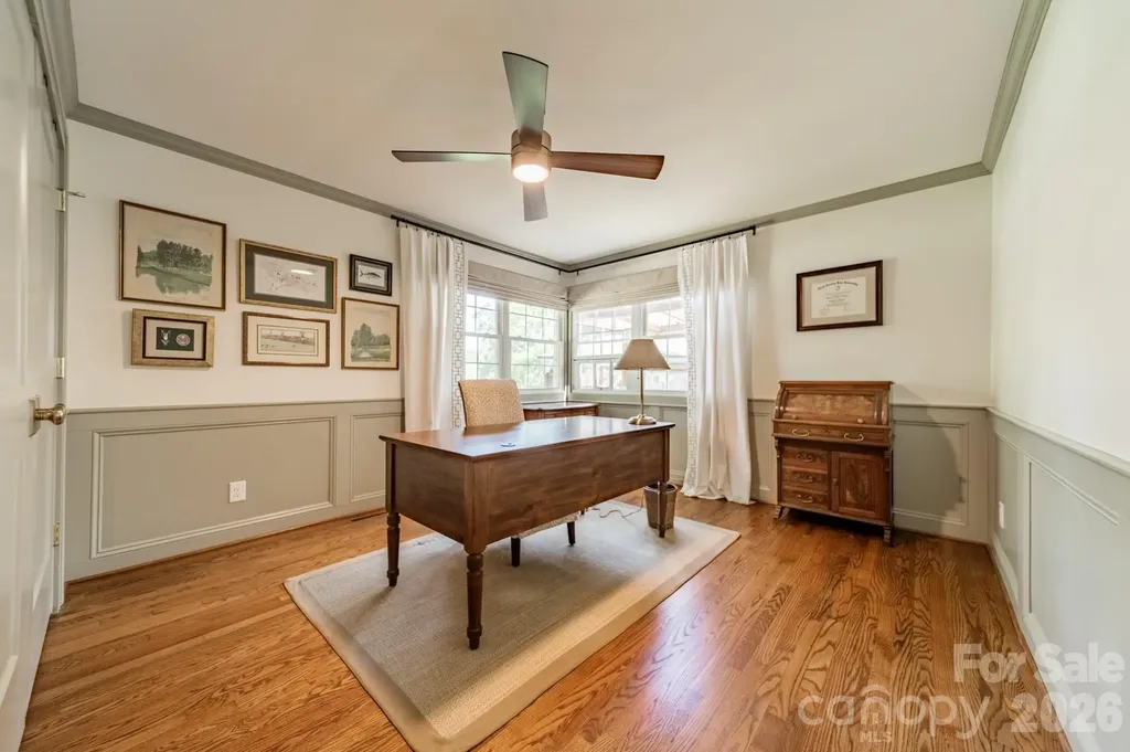 4865 Oglethorpe Place Charlotte NC 28209