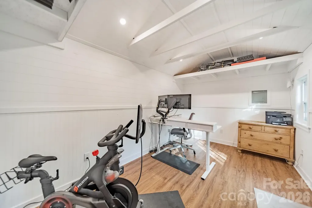 4865 Oglethorpe Place Charlotte NC 28209