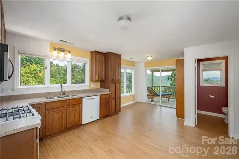 811 Town Mountain Road Asheville NC 28804