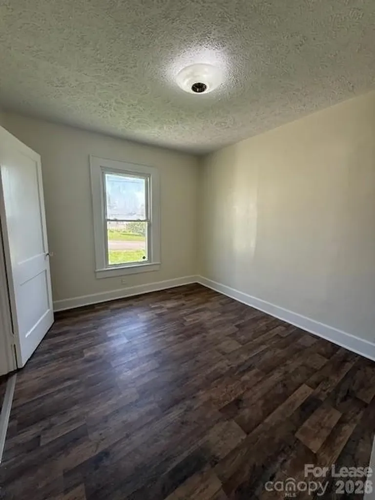 118 Olive Avenue Lenoir NC 28645