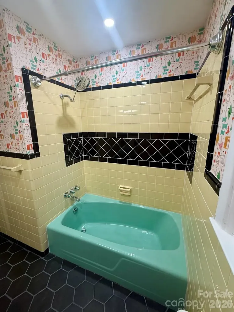 612 Brown Avenue Albemarle NC 28001