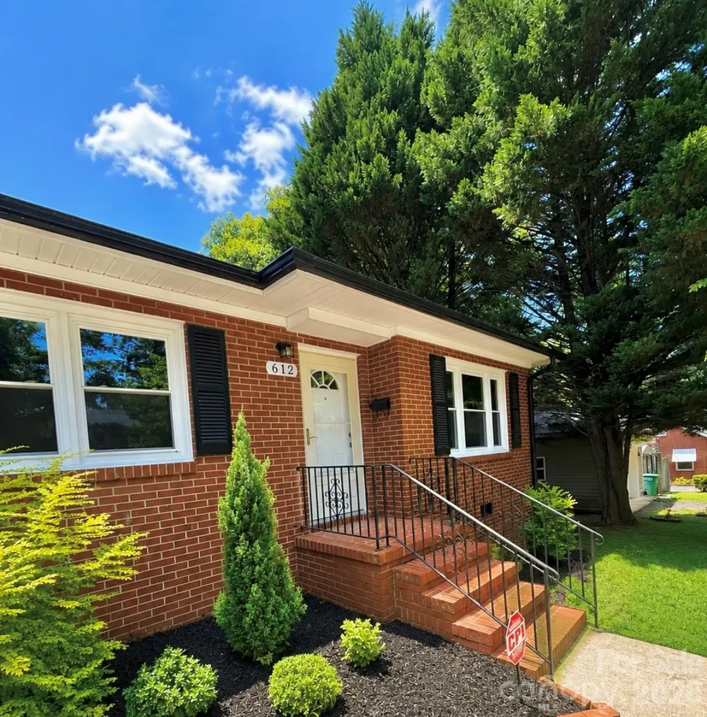 612 Brown Avenue Albemarle NC 28001