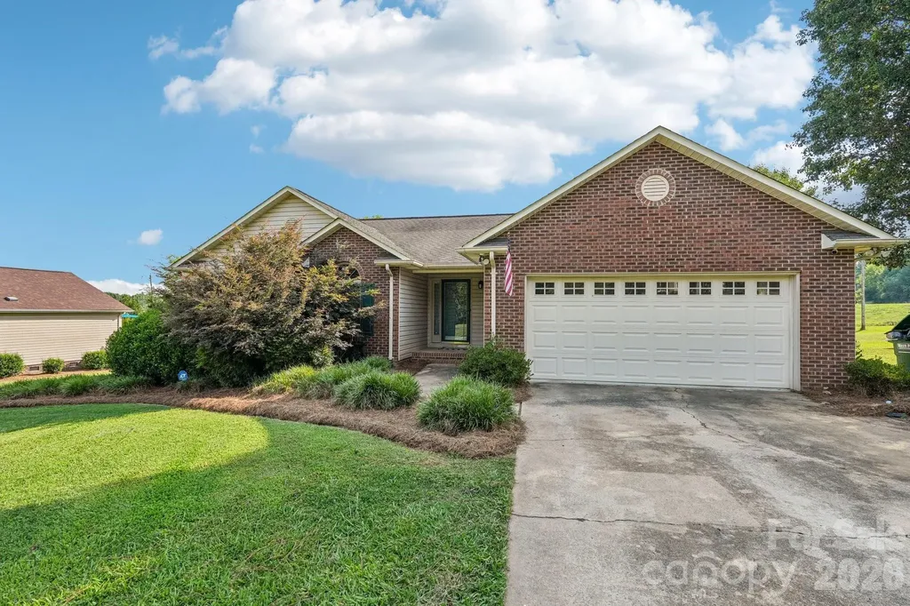 203 Royal Avenue Albemarle NC 28001