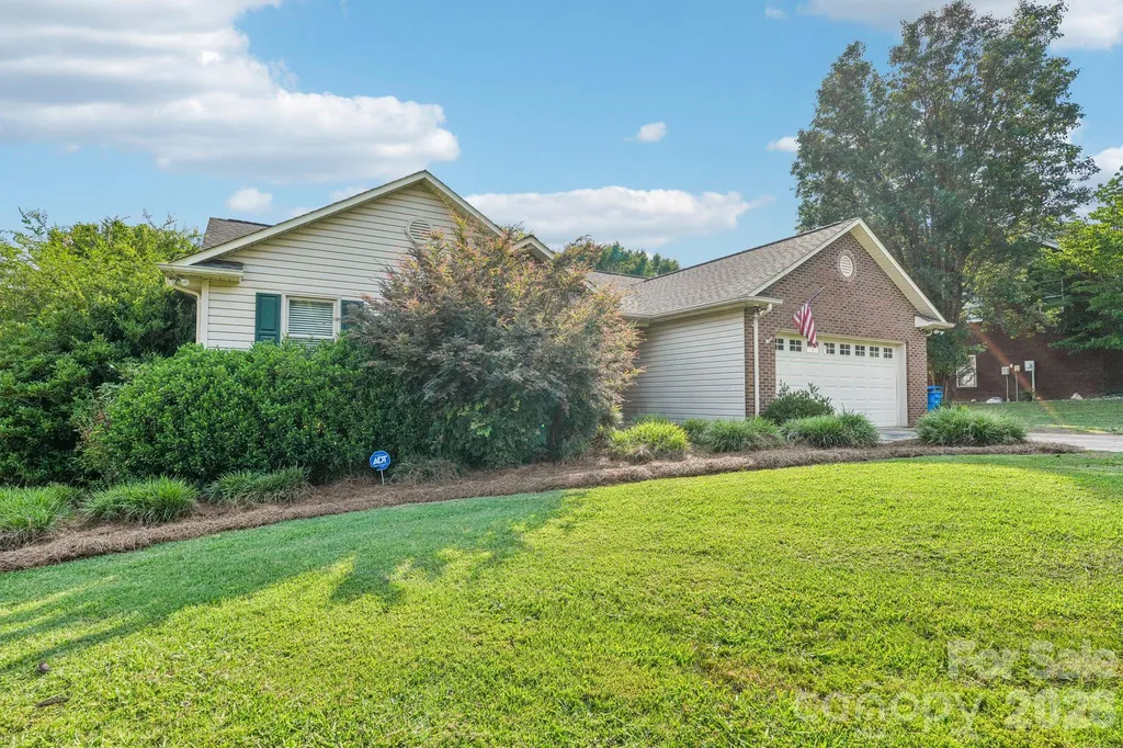 203 Royal Avenue Albemarle NC 28001
