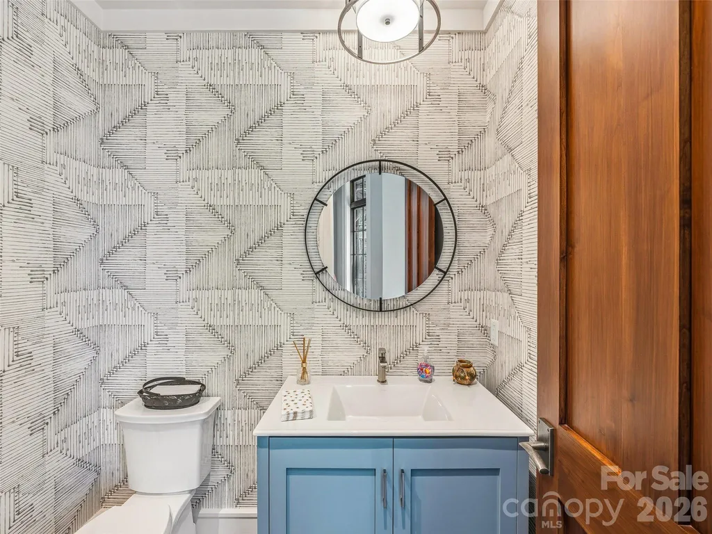 504 Hagen Drive Hendersonville NC 28739