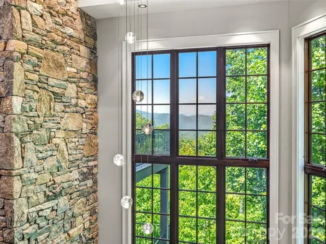 504 Hagen Drive Hendersonville NC 28739