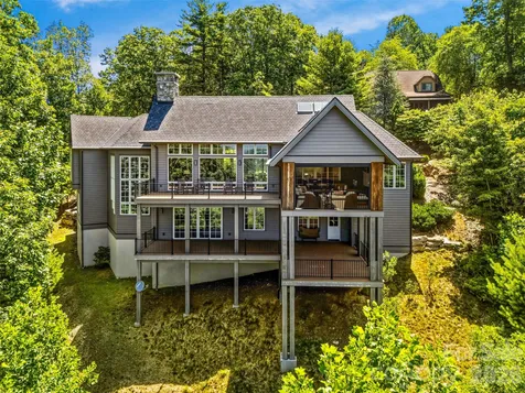 504 Hagen Drive Hendersonville NC 28739