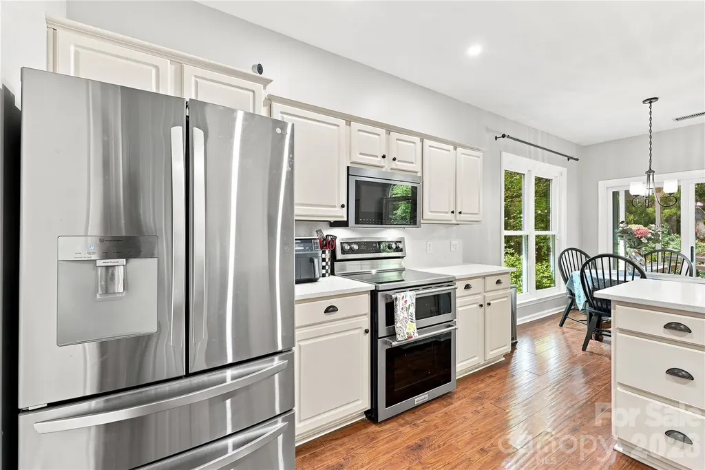 8600 Fieldcroft Drive Charlotte NC 28277