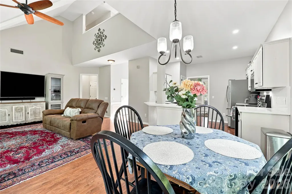 8600 Fieldcroft Drive Charlotte NC 28277
