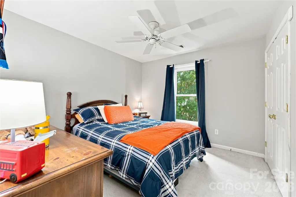 8600 Fieldcroft Drive Charlotte NC 28277