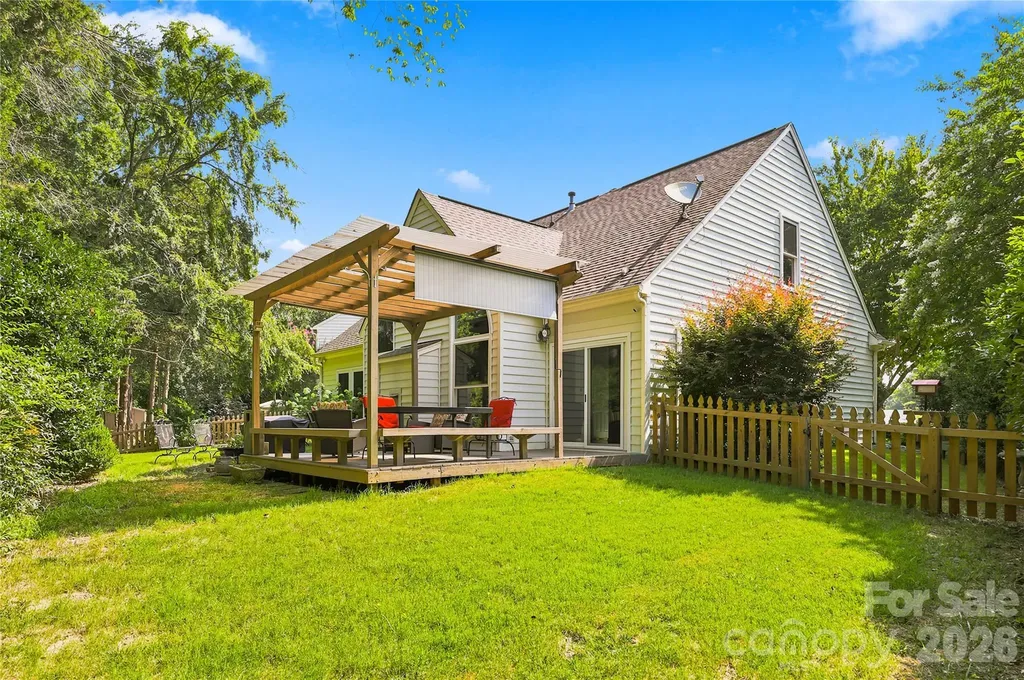 8600 Fieldcroft Drive Charlotte NC 28277