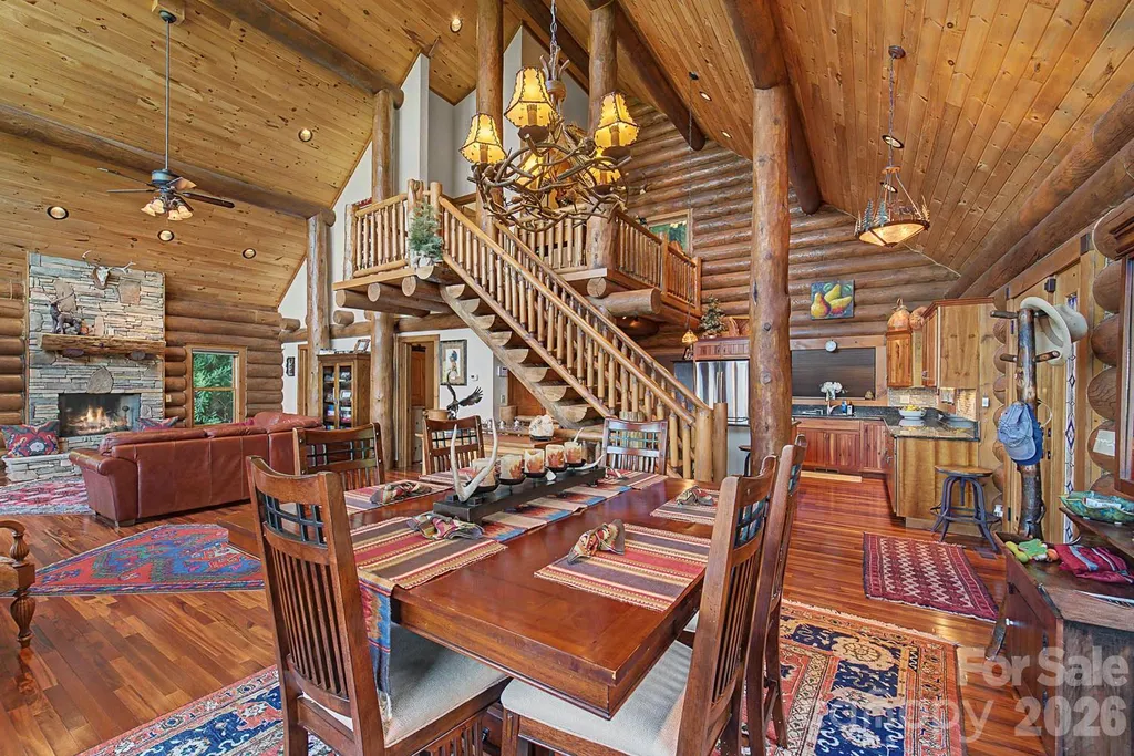 92 Falcons Peak Lane Whittier NC 28789