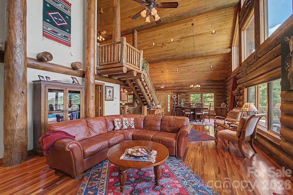 92 Falcons Peak Lane Whittier NC 28789