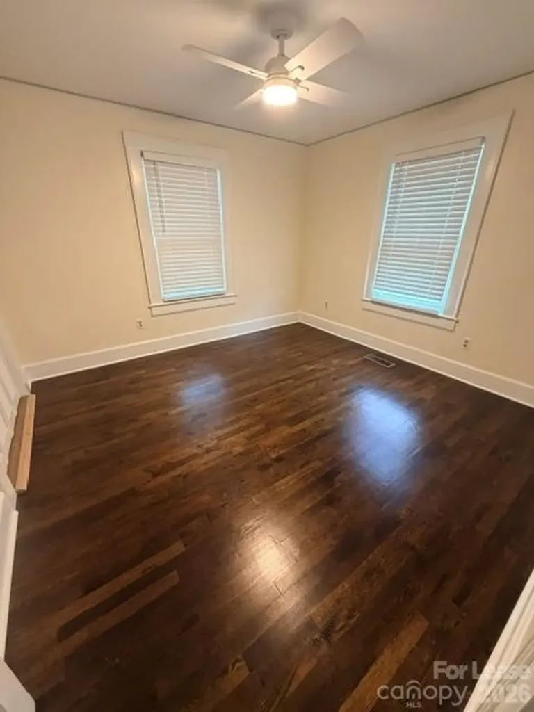 307 19th Avenue NE Hickory NC 28601