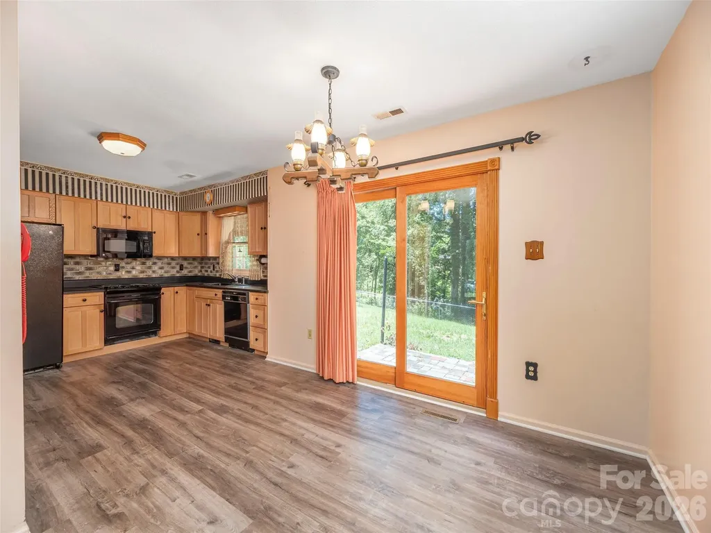 25 Laurel Park Drive Arden NC 28704