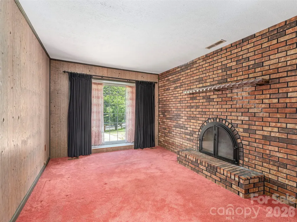 25 Laurel Park Drive Arden NC 28704