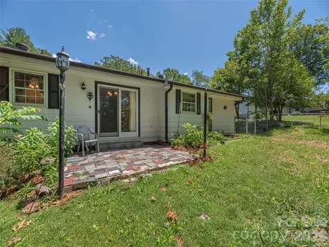 25 Laurel Park Drive Arden NC 28704