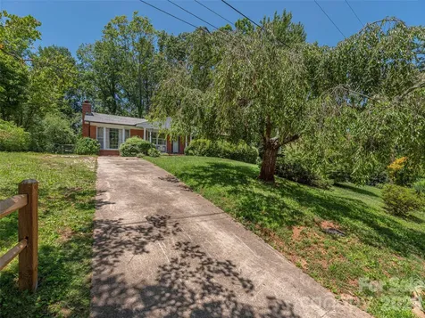 25 Laurel Park Drive Arden NC 28704