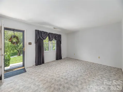 25 Laurel Park Drive Arden NC 28704