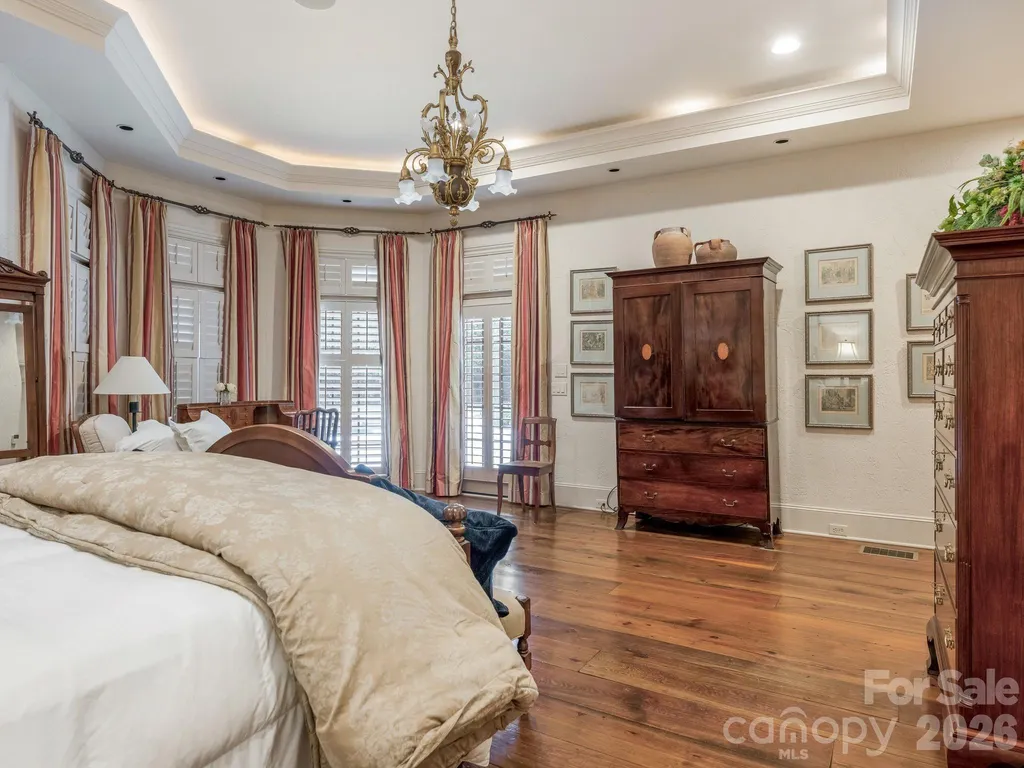 4523 Fox Brook Lane Charlotte NC 28211