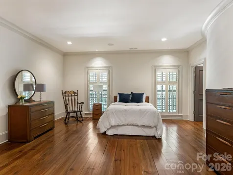 4523 Fox Brook Lane Charlotte NC 28211
