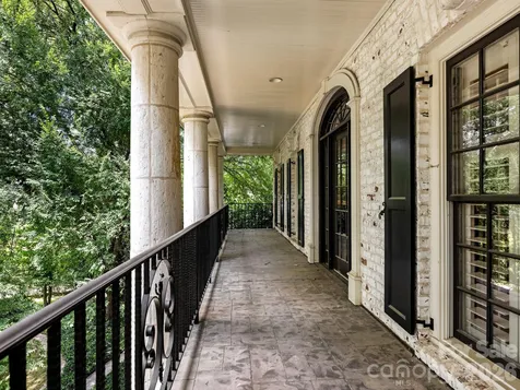 4523 Fox Brook Lane Charlotte NC 28211