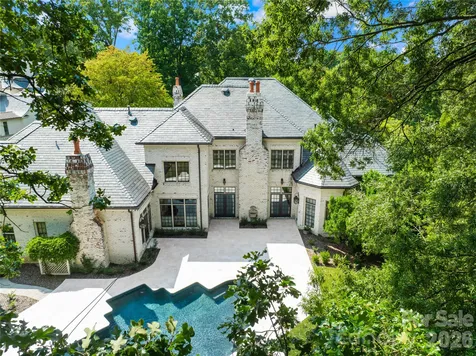 4523 Fox Brook Lane Charlotte NC 28211
